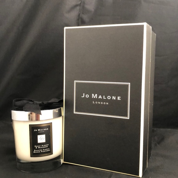 Jo Malone Discontinued Sweet Almond & Macaroon Scented Candle with box. - Picture 1 of 5
